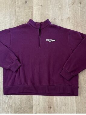 White Fox Sweatshirt Offstage Zip Front Size M/L in Red Velvet